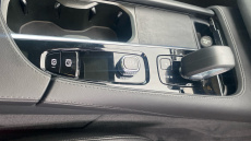 Volvo XC90 2.0 B5P [250] Plus Dark 5dr AWD Geartronic Petrol Estate